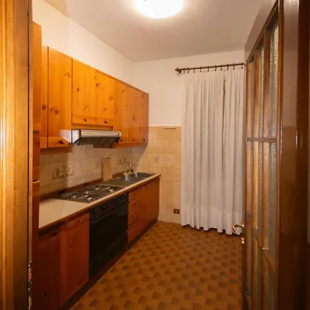 Apartment Dreams